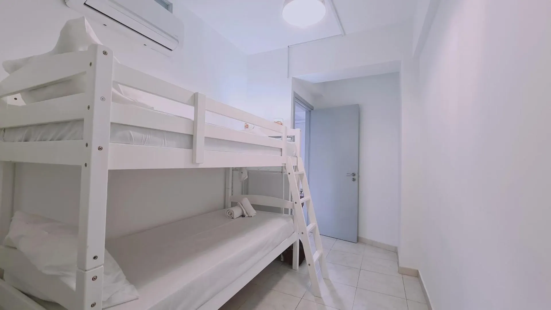 Stay Finikoudes Soul Larnaka Apartment